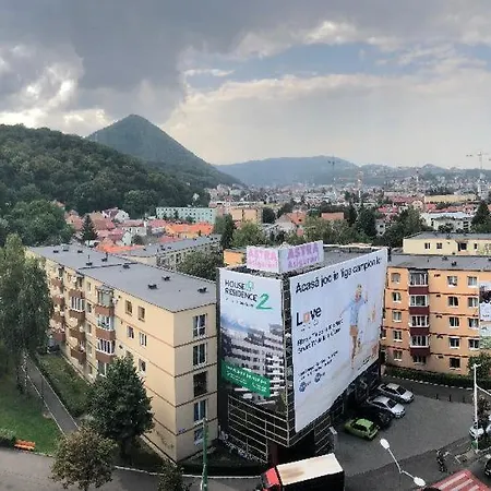 Casa Adrian-garsoniera Centru Vechi Apartment Brasov